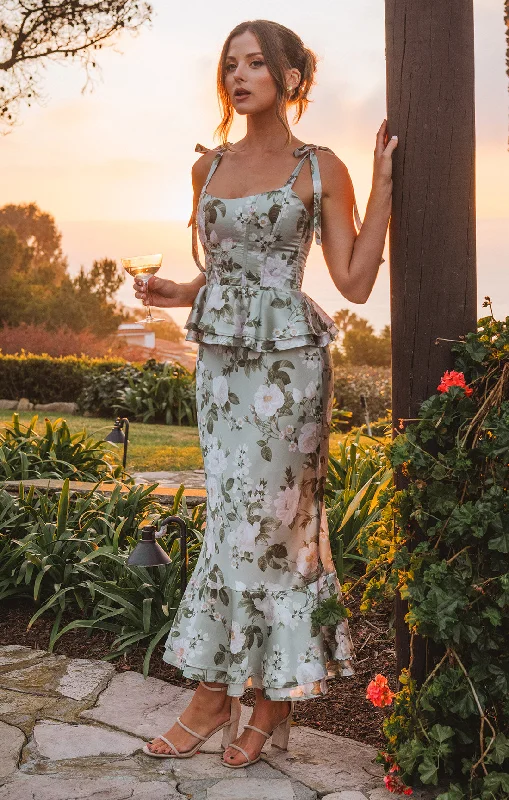 Midi dresses with printed lining for a hidden and stylish detail Pauline Peplum Dress ~ Secret Garden Midi dresses with printed lining for a hidden and stylish detail Pauline Peplum Dress ~ Secret Garden
