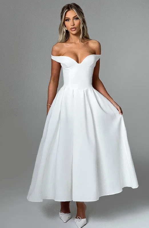 Midi dresses with ruffled bodices for a more pronounced feminine look Lanetta Midi Dress - Ivory Midi dresses with ruffled bodices for a more pronounced feminine look Lanetta Midi Dress - Ivory