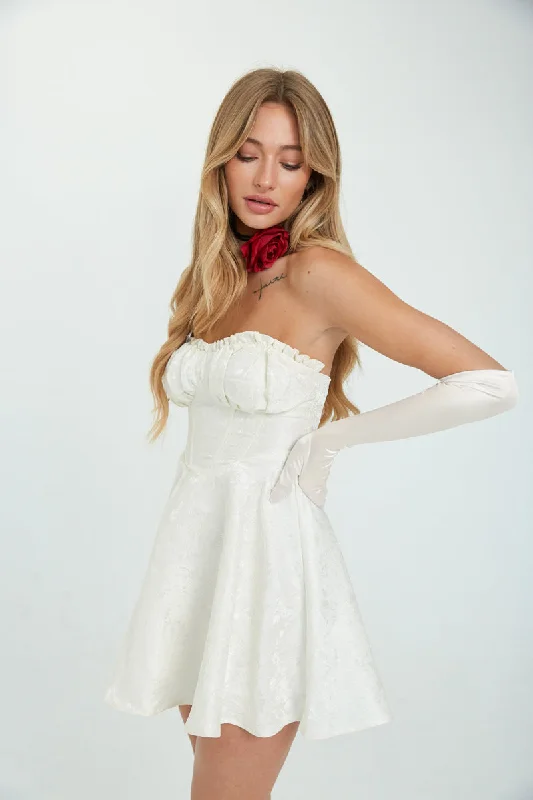 Mini dresses with tiered skirts for added volume Emme Strapless Jacquard Bustier Mini Dress Mini dresses with tiered skirts for added volume Emme Strapless Jacquard Bustier Mini Dress