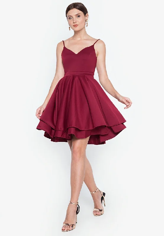 Mini dresses with puff sleeves for a vintage look Flirty
