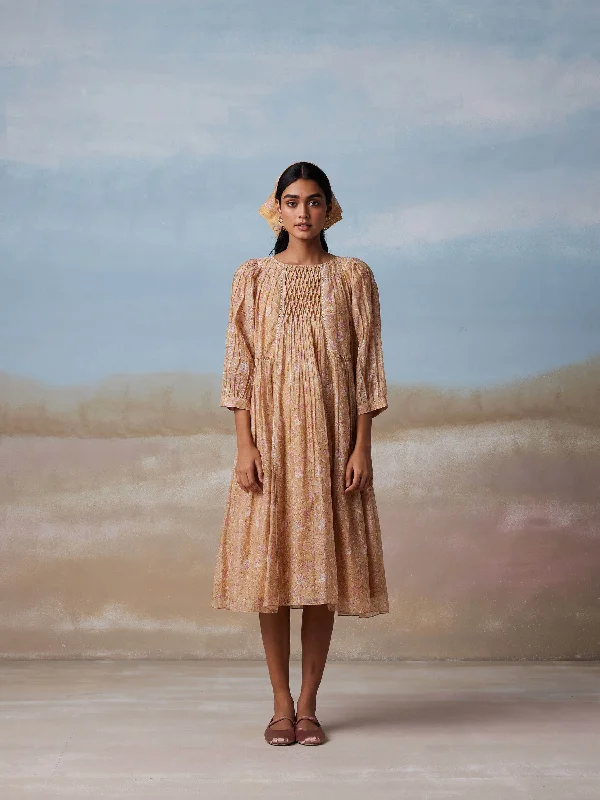 Midi dresses with animal prints for a bold and confident appearance Sandcastle Chintz Midi Dress Midi dresses with animal prints for a bold and confident appearance Sandcastle Chintz Midi Dress