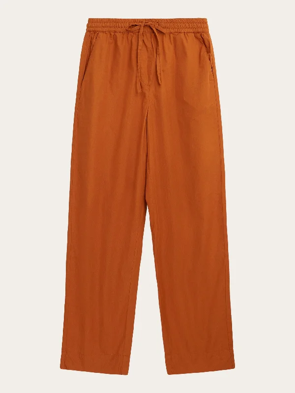 Straight - Leg Women's Vegan Leather Pants for a Chic LookCHLOE barrel high-rise poplin elastic waistband pants - Leather Brown Straight - Leg Women's Vegan Leather Pants for a Chic LookCHLOE barrel high-rise poplin elastic waistband pants - Leather Brown