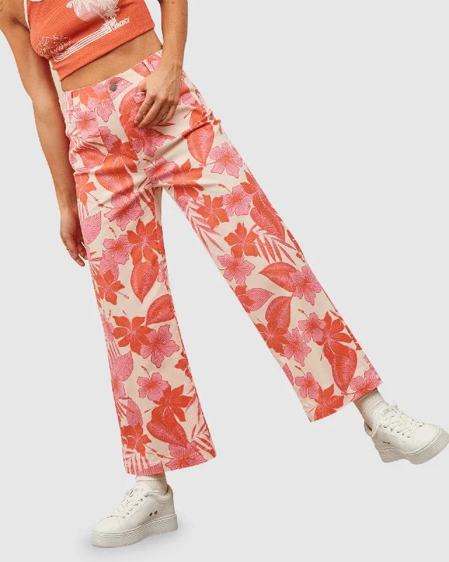 Plus Size Women's Elastic - Waist Culottes in Earth TonesCOASTAL CRUISER PRINTED