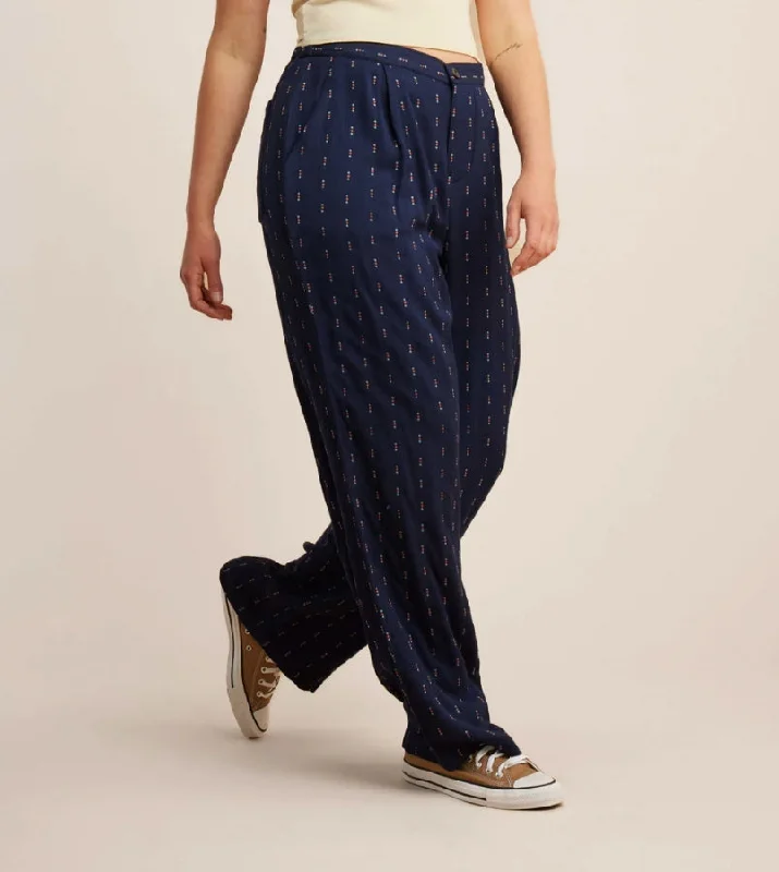 Plus Size Women's Pleated Front Dress Pants for Office WearPIC Pants