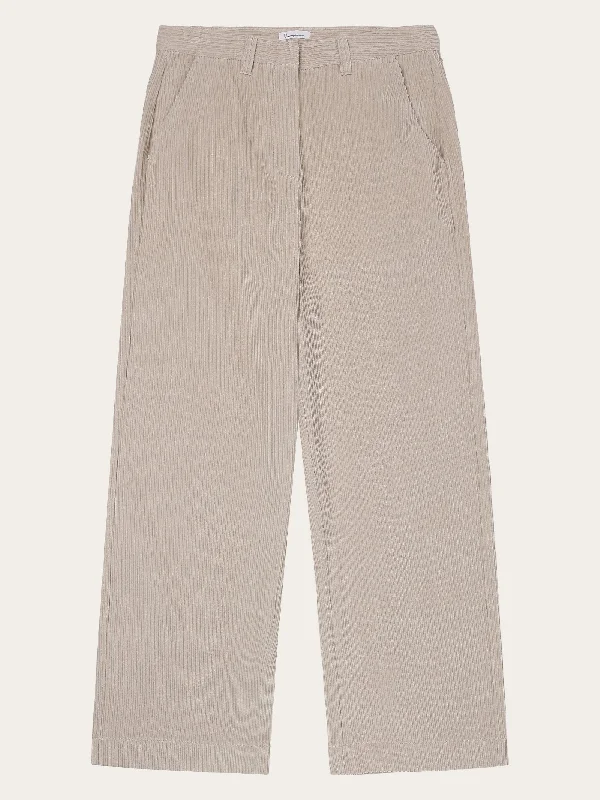 Plus Size Women's Patchwork - Design Jeans for a Unique AppearancePOSEY wide high-rise irregular corduroy pant - GOTS/Vegan - Light feather gray Plus Size Women's Patchwork - Design Jeans for a Unique AppearancePOSEY wide high-rise irregular corduroy pant - GOTS/Vegan - Light feather gray