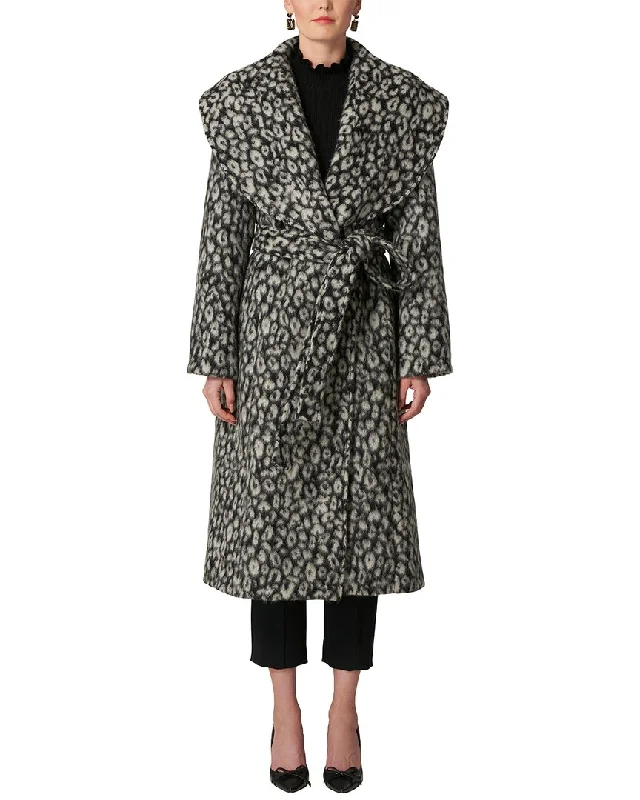 Belted women's cashmere coats in soft pastels for a luxurious feelCarolina Herrera Shawl Collar Wool-Blend Coat Belted women's cashmere coats in soft pastels for a luxurious feelCarolina Herrera Shawl Collar Wool-Blend Coat