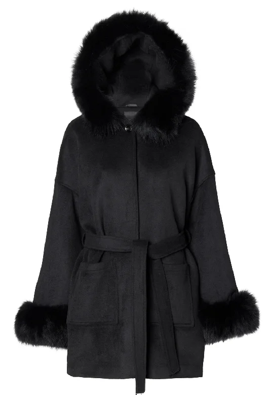 Checkered women's wool coats in a classic pattern for a timeless styleCHERRY WOOL