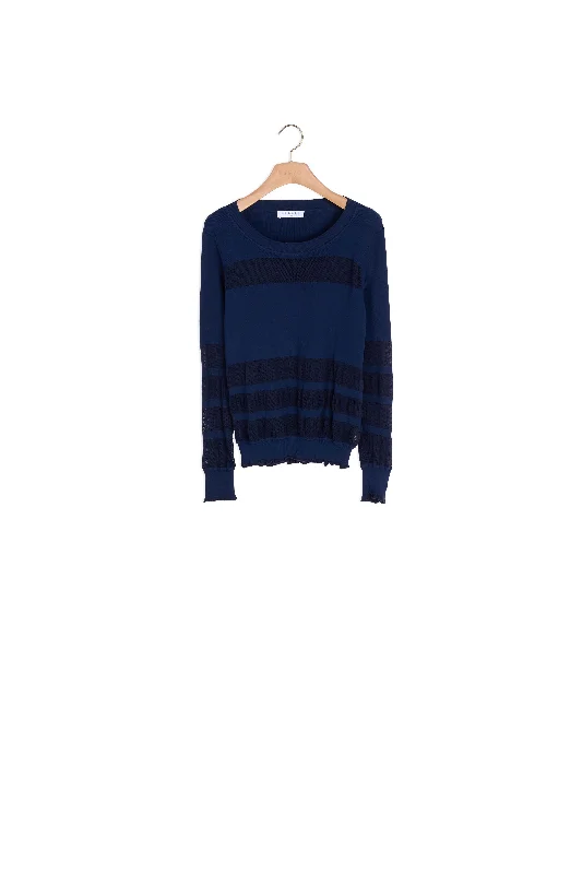 hand knitted women cardigan with artisanal charmPull à bandes subtilement transparentes hand knitted women cardigan with artisanal charmPull à bandes subtilement transparentes