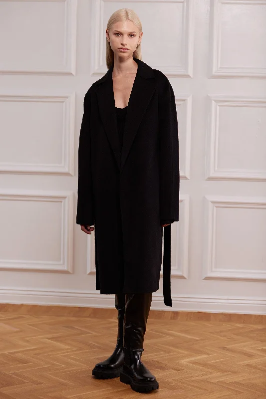Women's pea coats with brass buttons for a nautical - inspired styleLINNEA BLACK