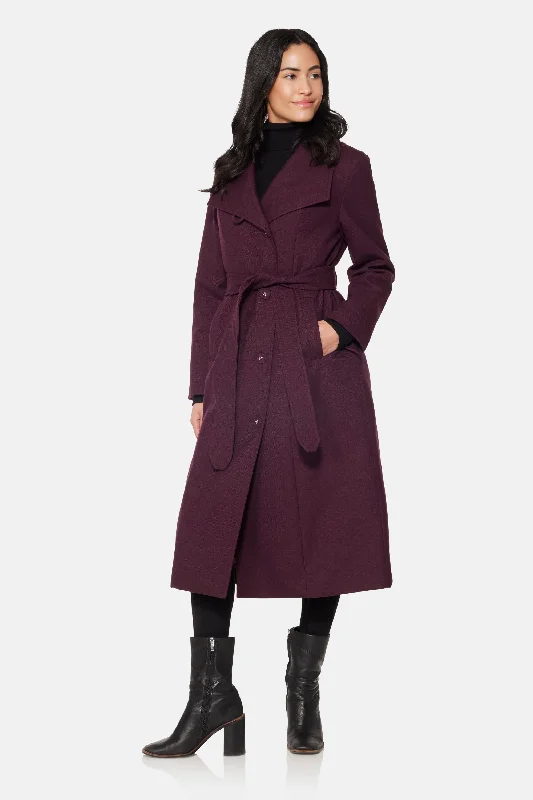 Embroidered women's cotton coats in a bohemian pattern for a unique designLong City Coat, Burgundy Embroidered women's cotton coats in a bohemian pattern for a unique designLong City Coat, Burgundy