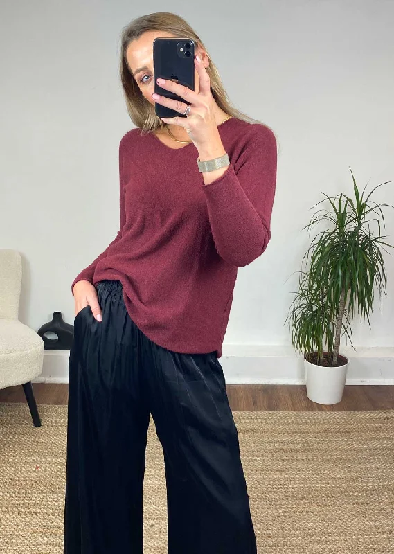 sequin embellished women cardigan for special occasionsLorna V Neck Jumper in Burgundy sequin embellished women cardigan for special occasionsLorna V Neck Jumper in Burgundy