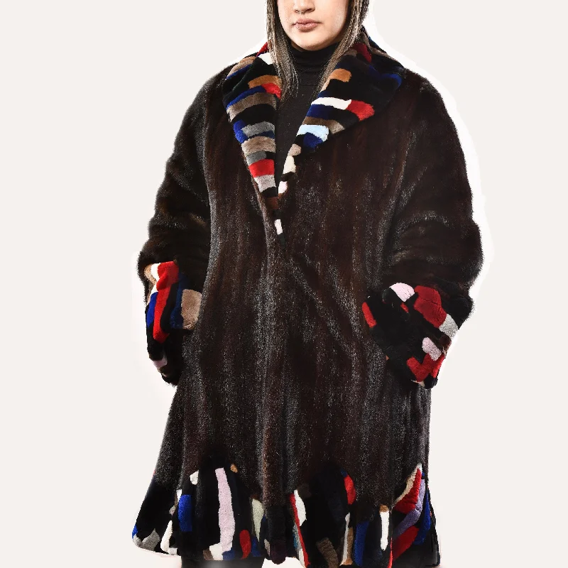 Checkered women's wool coats in a classic pattern for a timeless styleMink Scalloped Coat Multicolor Mink Collar Checkered women's wool coats in a classic pattern for a timeless styleMink Scalloped Coat Multicolor Mink Collar