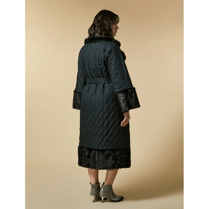 Women's waterproof parka coats with multiple pockets for practicalityPIUMA