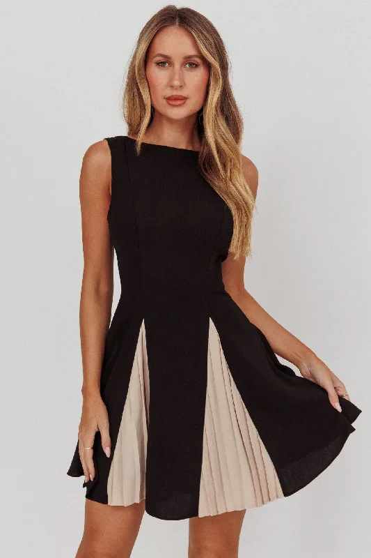 Off - the - Shoulder Women Dress for a Romantic and Feminine LookAveri Contrasting Godet Hem Mini Dress Black Off - the - Shoulder Women Dress for a Romantic and Feminine LookAveri Contrasting Godet Hem Mini Dress Black