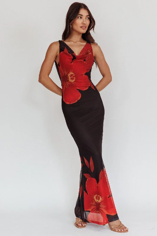 Ball Gown Women Dress with a Full Skirt for a Princess - like LookCassiopeia Open Back Maxi Dress Hibiscus Black Ball Gown Women Dress with a Full Skirt for a Princess - like LookCassiopeia Open Back Maxi Dress Hibiscus Black