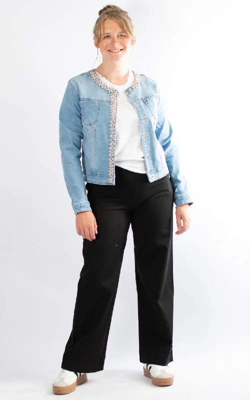 Women's cropped leather jackets with a fringe detail for a western - inspired outfitDenim Jacket | Pearls Women's cropped leather jackets with a fringe detail for a western - inspired outfitDenim Jacket | Pearls