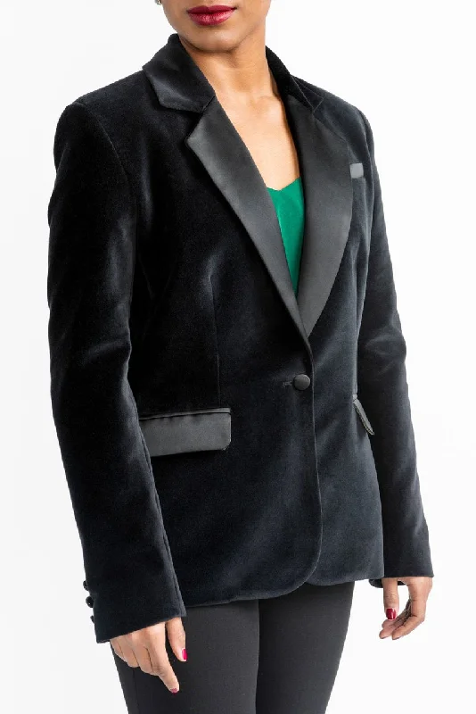 Women's cropped leather jackets with a fringe detail for a western - inspired outfitJasika Blazer Pattern - Closet Core Patterns Women's cropped leather jackets with a fringe detail for a western - inspired outfitJasika Blazer Pattern - Closet Core Patterns