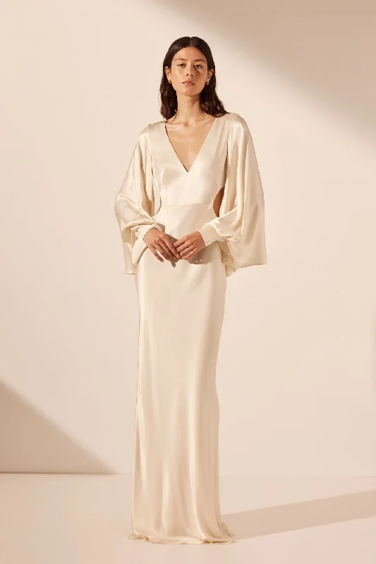 LA LUNE CIRCLE SLEEVE CUT OUT MAXI DRESS - CREAM