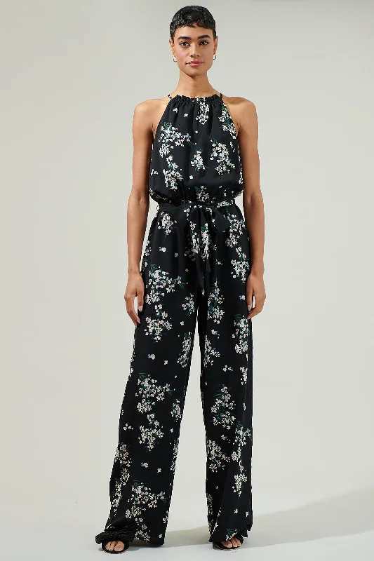 Women jumpsuits with patchwork designs for a unique and creative styleMagnol Floral Lighthearted Trapeze Jumpsuit Women jumpsuits with patchwork designs for a unique and creative styleMagnol Floral Lighthearted Trapeze Jumpsuit