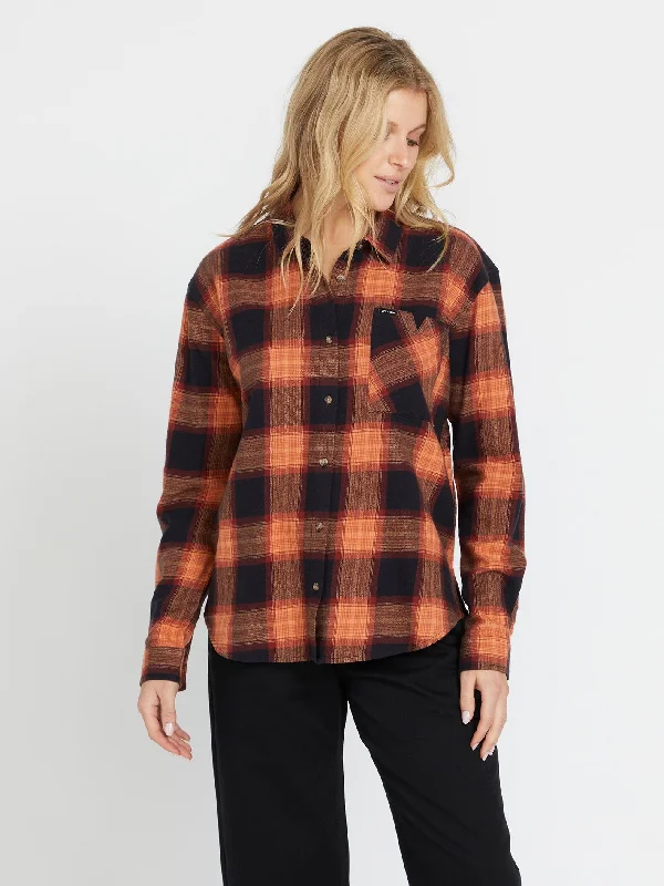 Women's military - style jackets with epaulets for a tough and fashionable appearancePlaid To Meet U Long Sleeve Shirt - Black Women's military - style jackets with epaulets for a tough and fashionable appearancePlaid To Meet U Long Sleeve Shirt - Black