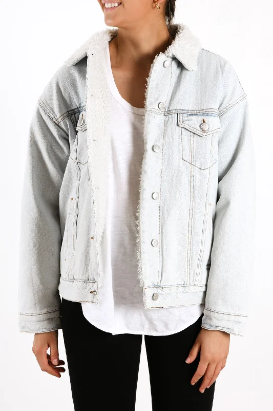 Women's trench coats with a removable belt for customizable stylingSherpa Lined Boyfriend Denim Jacket Light Wash Women's trench coats with a removable belt for customizable stylingSherpa Lined Boyfriend Denim Jacket Light Wash