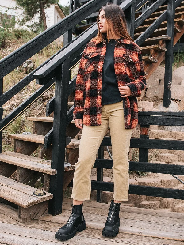 Women's cropped down jackets in bold colors for a sporty and fashionable winter outfitStoned Straight Pants - Khaki Women's cropped down jackets in bold colors for a sporty and fashionable winter outfitStoned Straight Pants - Khaki