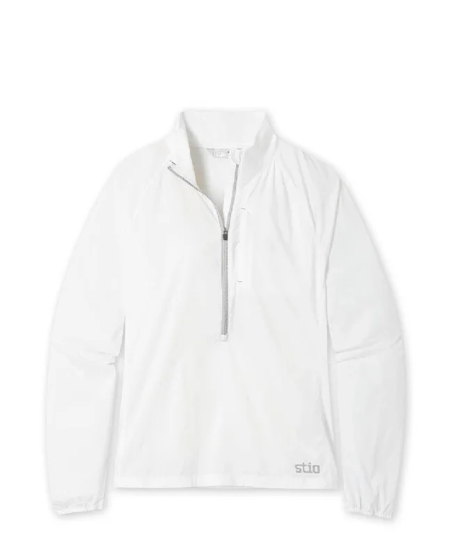Women's pea coats in a plus - size fit for a flattering and warm winter coatWomen's Second Light Pullover Women's pea coats in a plus - size fit for a flattering and warm winter coatWomen's Second Light Pullover
