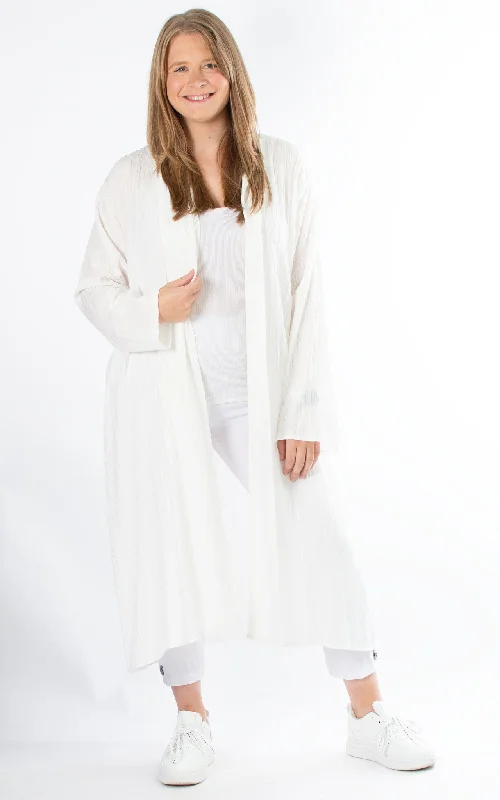 Women's quilted puffer jackets in a cropped silhouette for a modern twistZoe Cardigan | Winter White Women's quilted puffer jackets in a cropped silhouette for a modern twistZoe Cardigan | Winter White