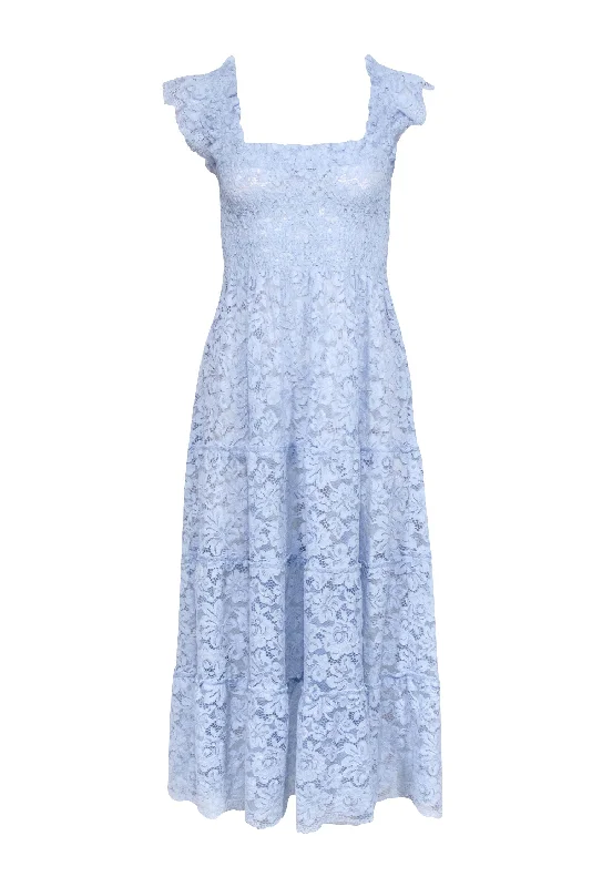 Empire Waist Women Dress to Accentuate the Bust and Conceal the Waist Empire Waist Women Dress to Accentuate the Bust and Conceal the Waist Hill House - Light Blue Lace Smocked Bodice Dress Sz XS Empire Waist Women Dress to Accentuate the Bust and Conceal the Waist Empire Waist Women Dress to Accentuate the Bust and Conceal the Waist Hill House - Light Blue Lace Smocked Bodice Dress Sz XS