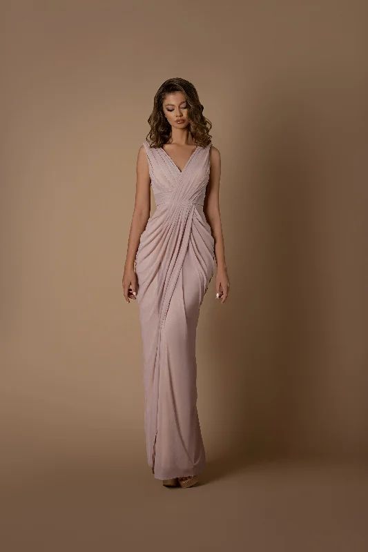 Backless Women Dress for a Sexy and Alluring Look at Evening Events Backless Women Dress for a Sexy and Alluring Look at Evening Events Nicoletta NBM1001 Backless Women Dress for a Sexy and Alluring Look at Evening Events Backless Women Dress for a Sexy and Alluring Look at Evening Events Nicoletta NBM1001