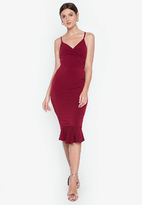 Midi dresses with pleated skirts for a timeless and elegant appealCameron