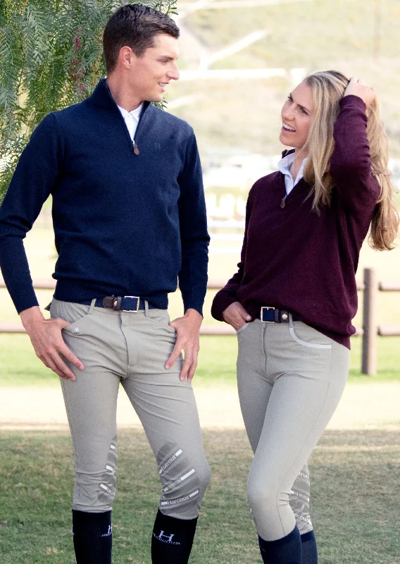 Women's crew - neck sweatshirt in a heather gray shade for a classic and versatile optionDouglas Unisex Pullover Sweater Women's crew - neck sweatshirt in a heather gray shade for a classic and versatile optionDouglas Unisex Pullover Sweater