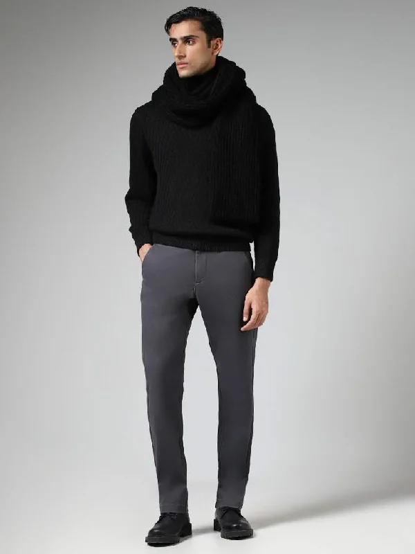 Women's camo outdoor pants Colored women jeans in vibrant hues like red and yellow Ascot Dark Grey Relaxed - Fit Mid - Rise Jeans Women's camo outdoor pants Colored women jeans in vibrant hues like red and yellow Ascot Dark Grey Relaxed - Fit Mid - Rise Jeans