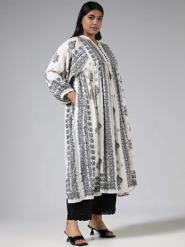 Women's pants for job interviews Skinny women jeans with a form - fitting design Diza Off White Printed Kurta Women's pants for job interviews Skinny women jeans with a form - fitting design Diza Off White Printed Kurta