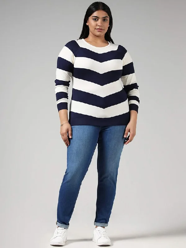Women's pleated office pants Dark - wash women jeans for a sophisticated and slimming effect Gia Navy Striped Sweater Women's pleated office pants Dark - wash women jeans for a sophisticated and slimming effect Gia Navy Striped Sweater