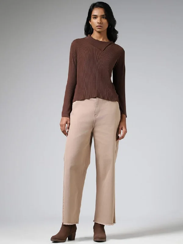 Women's velvet party pants Embellished women jeans with studs or rhinestones for a glamorous touch LOV Chocolate Brown Asymmetrical Flap Collar Sweater Women's velvet party pants Embellished women jeans with studs or rhinestones for a glamorous touch LOV Chocolate Brown Asymmetrical Flap Collar Sweater
