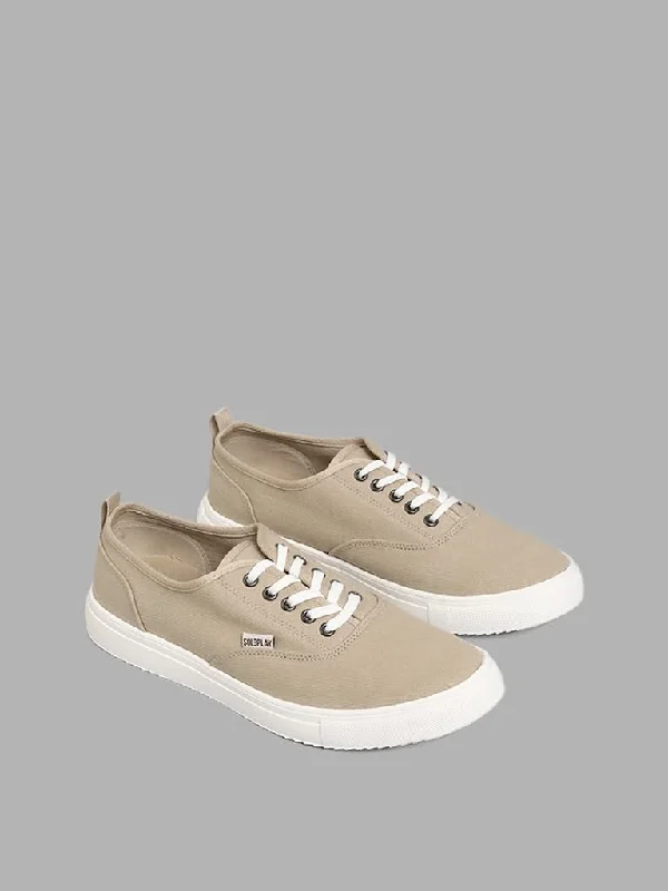 Women's polyester workout pants Button - fly women jeans with a traditional touch SOLEPLAY Beige Low Cut Shoes Women's polyester workout pants Button - fly women jeans with a traditional touch SOLEPLAY Beige Low Cut Shoes