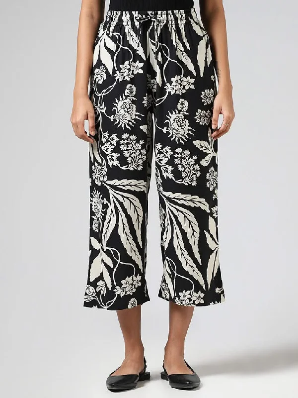 Women's sequined party pants Mom jeans for a nostalgic and casual look Utsa Black Floral Printed Wide-Leg Pants Women's sequined party pants Mom jeans for a nostalgic and casual look Utsa Black Floral Printed Wide-Leg Pants