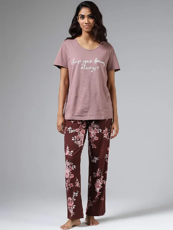 Women's sequined party pants Mom jeans for a nostalgic and casual look Wunderlove Chocolate Brown Floral Printed Pyjamas Women's sequined party pants Mom jeans for a nostalgic and casual look Wunderlove Chocolate Brown Floral Printed Pyjamas