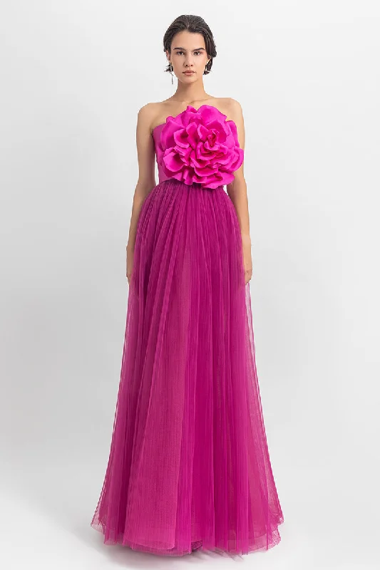 Maxi dresses with off - the - shoulder styles for a romantic and breezy lookAdrianna 3D Flower Strapless Evening Dress Maxi dresses with off - the - shoulder styles for a romantic and breezy lookAdrianna 3D Flower Strapless Evening Dress