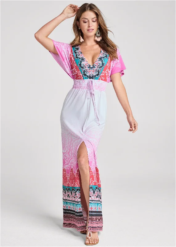 Maxi dresses with bow accents at the waist for a sweet appearanceMixed Print Maxi Dress - Pink Multi Maxi dresses with bow accents at the waist for a sweet appearanceMixed Print Maxi Dress - Pink Multi