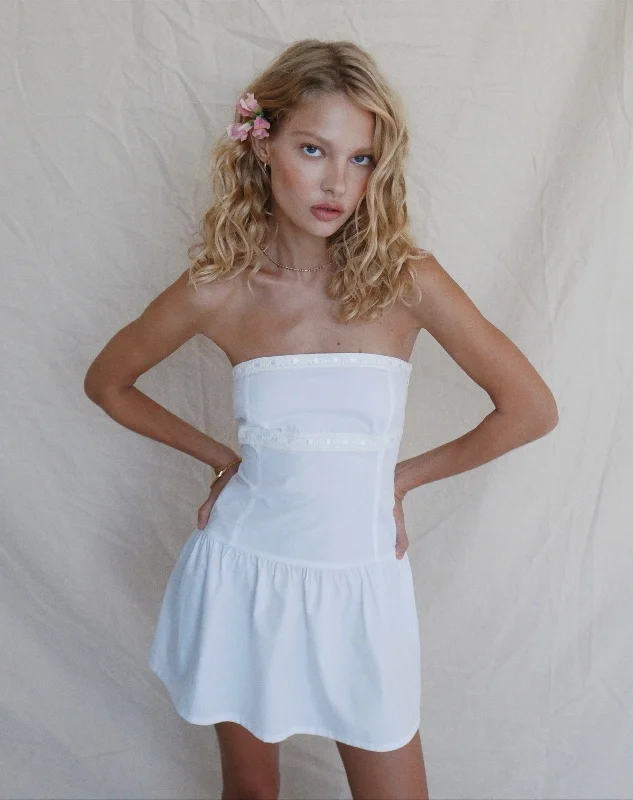Mini dresses with fringe for a bohemian styleFaelyn Bandeau Mini Dress in Poplin White Mini dresses with fringe for a bohemian styleFaelyn Bandeau Mini Dress in Poplin White