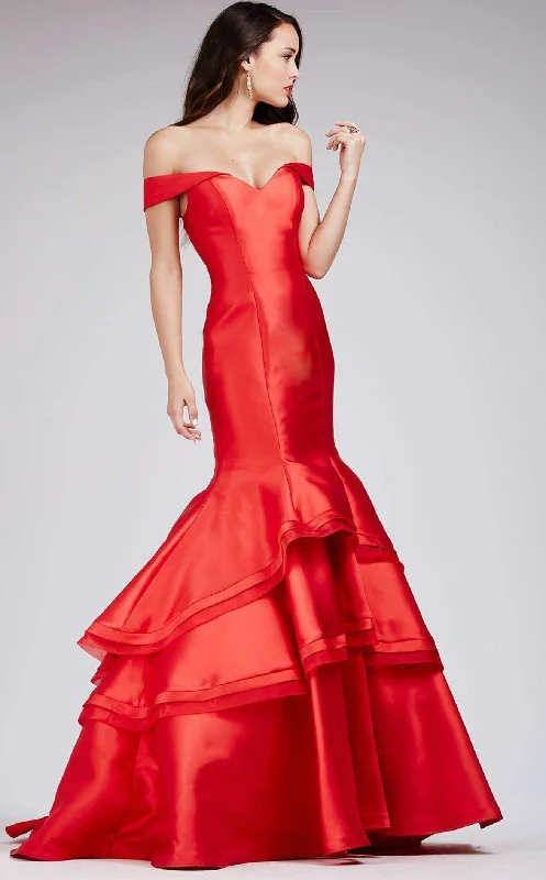 Long - train formal dresses in chiffon for a dramatic prom entranceJovani 31100BG Dress Long - train formal dresses in chiffon for a dramatic prom entranceJovani 31100BG Dress