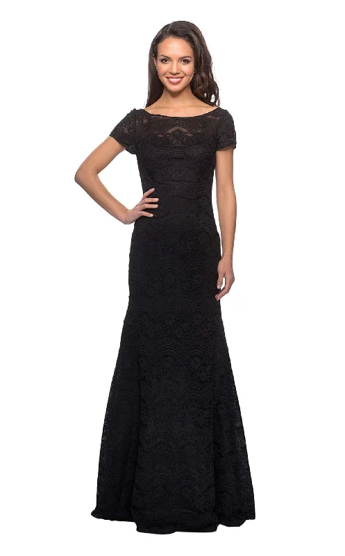 Formal dresses with button - front designs and tulle skirts for a charming prom styleLa Femme 26875 Dress Formal dresses with button - front designs and tulle skirts for a charming prom styleLa Femme 26875 Dress