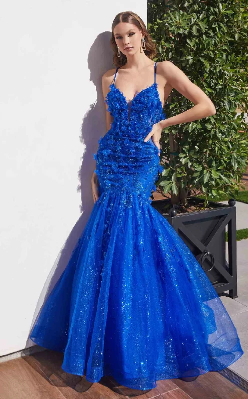 Strapless formal dresses with tulle skirts for a classic prom lookLaDivine CM328 Dress Strapless formal dresses with tulle skirts for a classic prom lookLaDivine CM328 Dress