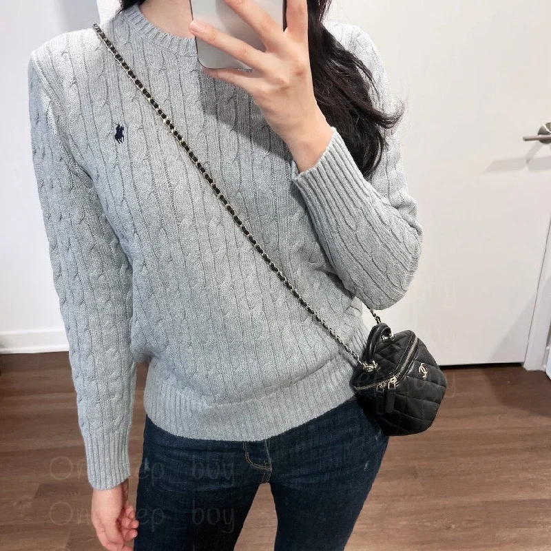 Retro - style polo shirt with a vintage logoBig Boys Cable-Knit Cotton Sweater