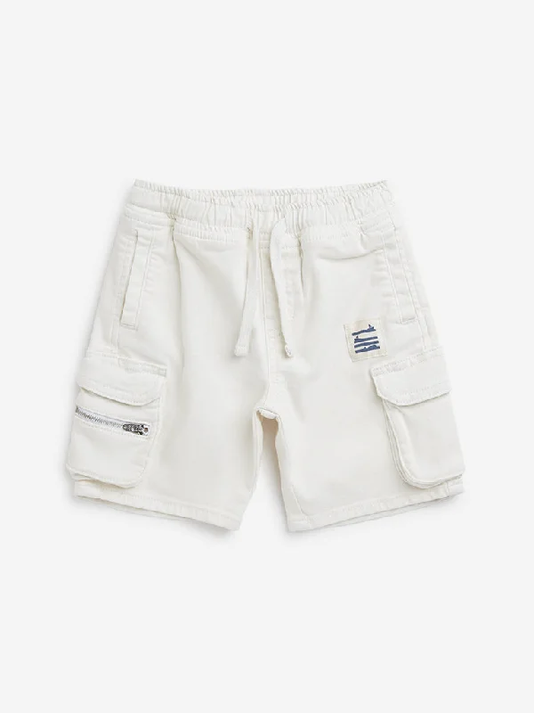 Printed Floral Women Shorts for a Summer - Ready StyleHOP Kids Off-White Cargo-Style High-Rise Denim Shorts Printed Floral Women Shorts for a Summer - Ready StyleHOP Kids Off-White Cargo-Style High-Rise Denim Shorts