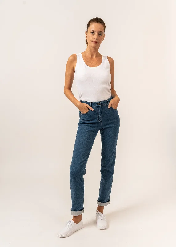 Ruffled Hem Women Shorts to Add a Feminine TouchPatricia straight jeans - elasticated waist, in stretch cotton (COOPER JEAN) Ruffled Hem Women Shorts to Add a Feminine TouchPatricia straight jeans - elasticated waist, in stretch cotton (COOPER JEAN)