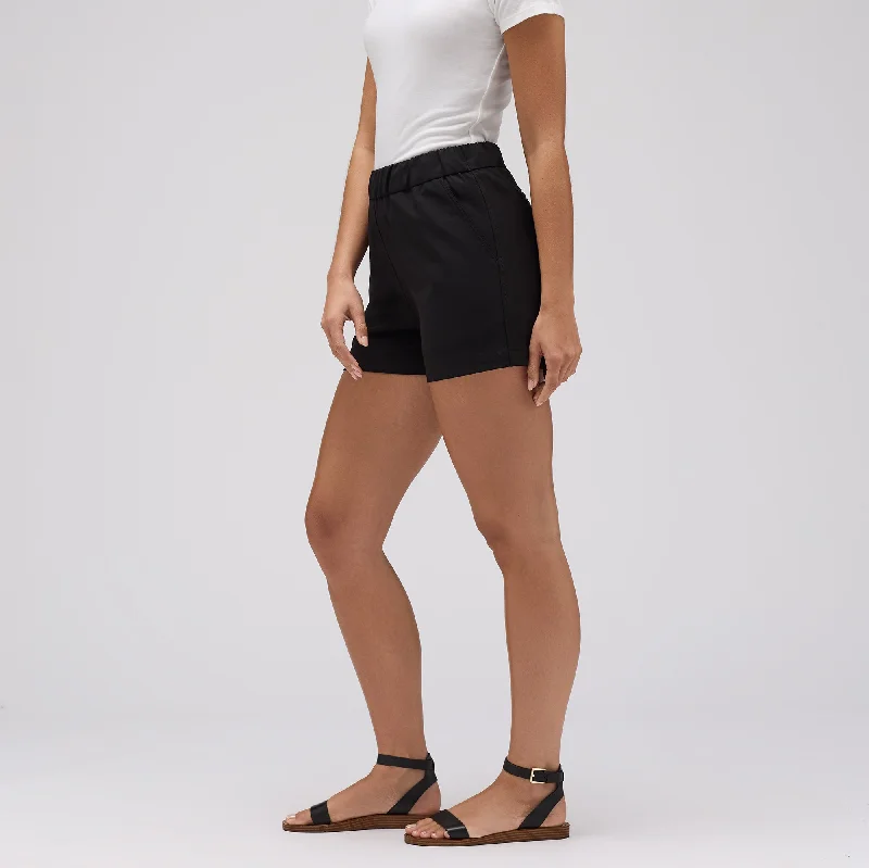 Leather Look Women Shorts for an Edgy and Chic StyleWomen's Lightweight Travel Shorts Leather Look Women Shorts for an Edgy and Chic StyleWomen's Lightweight Travel Shorts