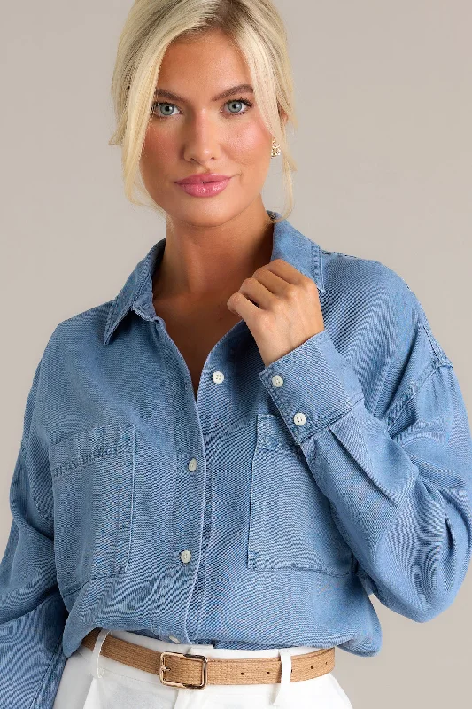 Pocket - Equipped Women Long Sleeve Top for Added FunctionalityZ Supply Colbie Sun Bleached Chambray Top Pocket - Equipped Women Long Sleeve Top for Added FunctionalityZ Supply Colbie Sun Bleached Chambray Top